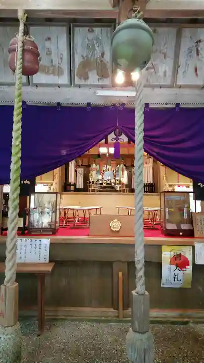 高嶺神社の本殿・本堂
