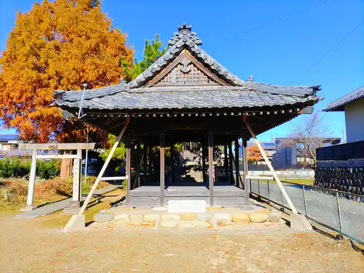 白鬚神社(上中町一色)の本殿・本堂