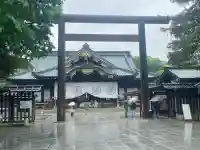靖國神社の{uncategorized: "未分類", other: "その他", undefined: "問題あり", building: "その他建物", grave: "お墓", sacred_gate: "鳥居", guardian: "狛犬", statue: "像", buddha: "仏像", history: "歴史", nature: "自然", garden: "庭園", animal: "動物", pagoda: "塔", temizu: "手水舎", mountain_gate: "山門・神門", sanctuary: "本殿・本堂", subordinate: "末社・摂社", art: "芸術", scenery: "景色", jizo: "地蔵", ema: "絵馬", goshuin: "御朱印", omikuji: "おみくじ", items: "授与品その他", amulet: "お守り", goshuincho: "御朱印帳", eats: "食事", festival: "お祭り", votive_dance: "神楽", shichigosan: "七五三参", wedding: "結婚式", experience: "体験その他", initially: "初詣", around: "周辺", anti_infection: "感染症対策"}