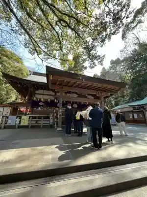 枚岡神社の{uncategorized: "未分類", other: "その他", undefined: "問題あり", building: "その他建物", grave: "お墓", sacred_gate: "鳥居", guardian: "狛犬", statue: "像", buddha: "仏像", history: "歴史", nature: "自然", garden: "庭園", animal: "動物", pagoda: "塔", temizu: "手水舎", mountain_gate: "山門・神門", sanctuary: "本殿・本堂", subordinate: "末社・摂社", art: "芸術", scenery: "景色", jizo: "地蔵", ema: "絵馬", goshuin: "御朱印", omikuji: "おみくじ", items: "授与品その他", amulet: "お守り", goshuincho: "御朱印帳", eats: "食事", festival: "お祭り", votive_dance: "神楽", shichigosan: "七五三参", wedding: "結婚式", experience: "体験その他", initially: "初詣", around: "周辺", anti_infection: "感染症対策"}