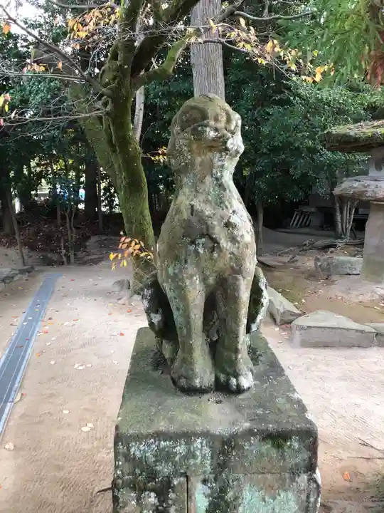 八重垣神社の狛犬