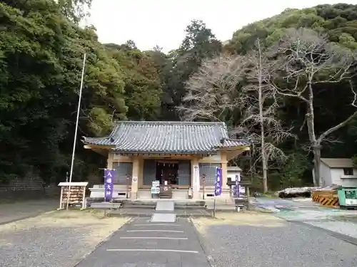 八幡神社の本殿・本堂