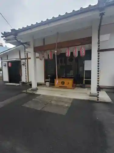 利性院の本殿・本堂