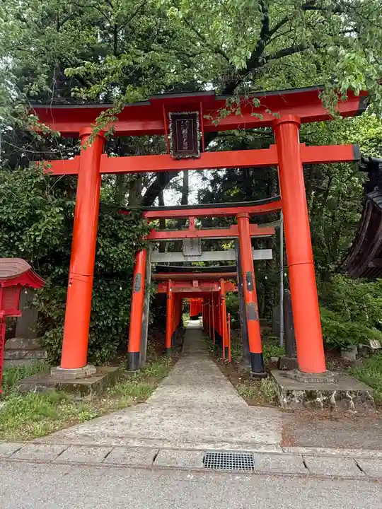 大友稲荷 奥の院(新潟県)