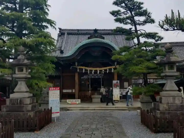 大垣八幡神社の{uncategorized: "未分類", other: "その他", undefined: "問題あり", building: "その他建物", grave: "お墓", sacred_gate: "鳥居", guardian: "狛犬", statue: "像", buddha: "仏像", history: "歴史", nature: "自然", garden: "庭園", animal: "動物", pagoda: "塔", temizu: "手水舎", mountain_gate: "山門・神門", sanctuary: "本殿・本堂", subordinate: "末社・摂社", art: "芸術", scenery: "景色", jizo: "地蔵", ema: "絵馬", goshuin: "御朱印", omikuji: "おみくじ", items: "授与品その他", amulet: "お守り", goshuincho: "御朱印帳", eats: "食事", festival: "お祭り", votive_dance: "神楽", shichigosan: "七五三参", wedding: "結婚式", experience: "体験その他", initially: "初詣", around: "周辺", anti_infection: "感染症対策"}