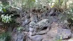 七百餘所神社 の狛犬