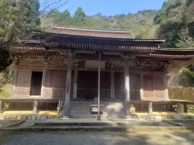 羽賀寺の本殿・本堂