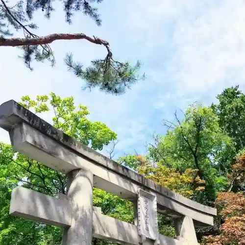 彌彦神社　(伊夜日子神社)の鳥居