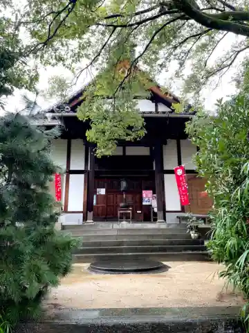 長福寺の本殿・本堂