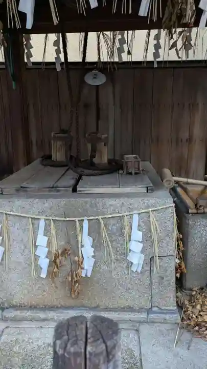 八坂神社 御手洗井の本殿・本堂