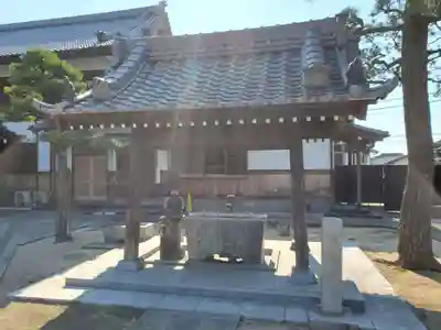 普門寺の手水舎