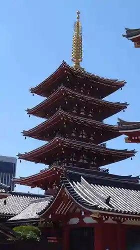 浅草寺の塔