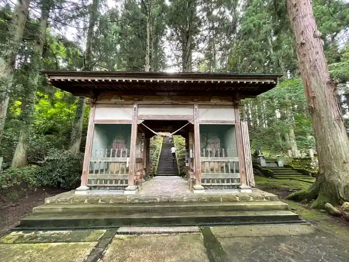 月蔵院(山形県)