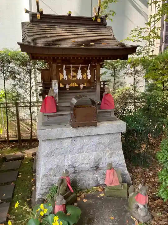 成子天神社の末社・摂社