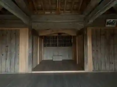 久保神社の本殿・本堂