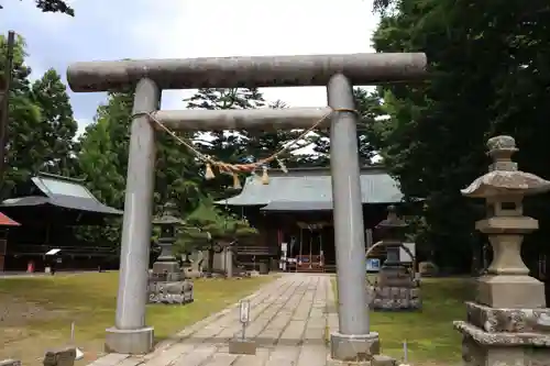 三春大神宮の鳥居