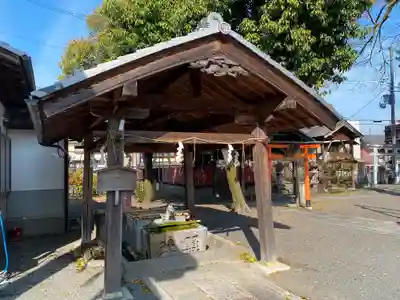 縣神社の手水舎