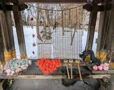 彌彦神社　(伊夜日子神社)の手水舎