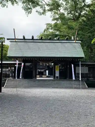 千歳神社の山門・神門