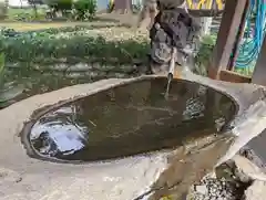 前原御嶽神社の手水