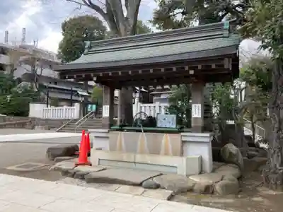 桐ヶ谷氷川神社の手水舎
