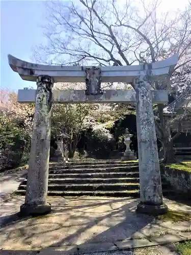 潮見神社の鳥居