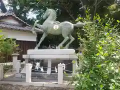 河桁御河辺神社の像