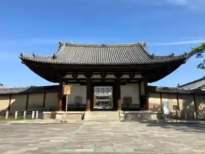 法隆寺の山門・神門