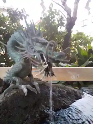 鵠沼伏見稲荷神社の手水舎