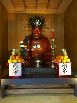勝専寺の像