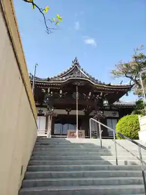 燈明寺の本殿・本堂