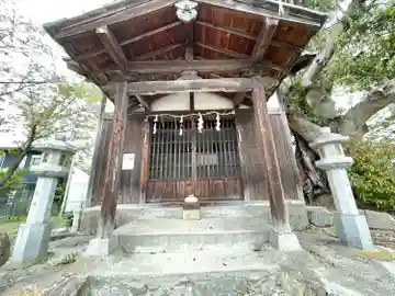 愛之神の本殿・本堂