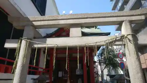 篠塚稲荷神社の鳥居