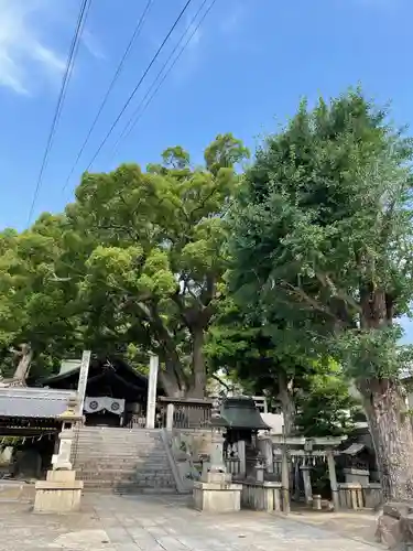 艮神社の建物その他