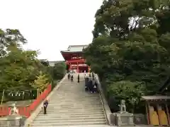 鶴岡八幡宮の建物その他