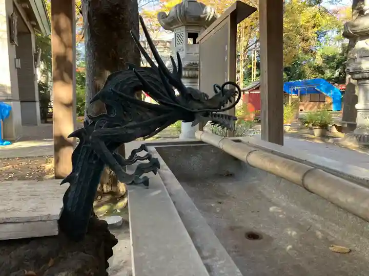 丸子山王日枝神社の手水舎