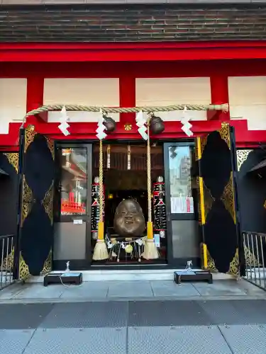 鷲神社の{uncategorized: "未分類", other: "その他", undefined: "問題あり", building: "その他建物", grave: "お墓", sacred_gate: "鳥居", guardian: "狛犬", statue: "像", buddha: "仏像", history: "歴史", nature: "自然", garden: "庭園", animal: "動物", pagoda: "塔", temizu: "手水舎", mountain_gate: "山門・神門", sanctuary: "本殿・本堂", subordinate: "末社・摂社", art: "芸術", scenery: "景色", jizo: "地蔵", ema: "絵馬", goshuin: "御朱印", omikuji: "おみくじ", items: "授与品その他", amulet: "お守り", goshuincho: "御朱印帳", eats: "食事", festival: "お祭り", votive_dance: "神楽", shichigosan: "七五三参", wedding: "結婚式", experience: "体験その他", initially: "初詣", around: "周辺", anti_infection: "感染症対策"}