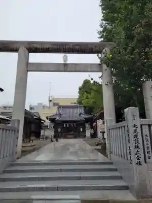 池袋御嶽神社の鳥居