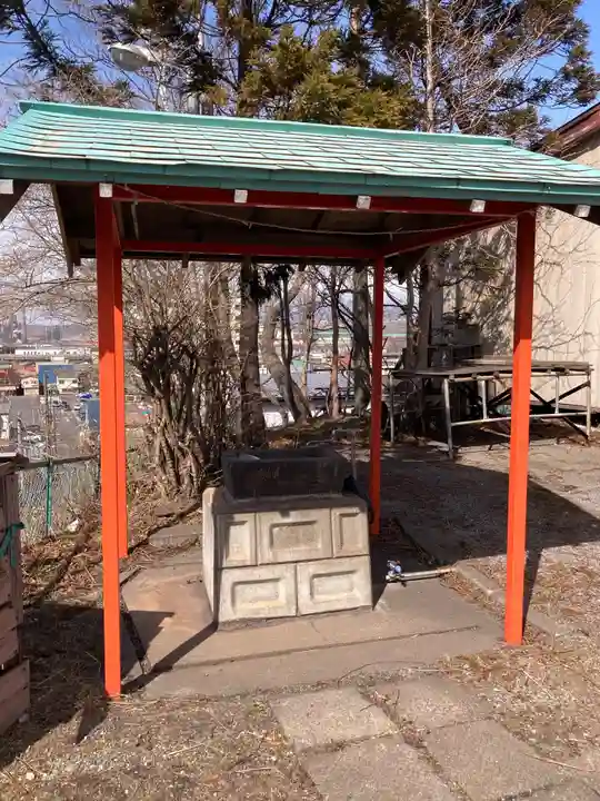 輪西稲荷神社の手水舎