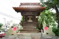 六塚稲荷神社の本殿・本堂