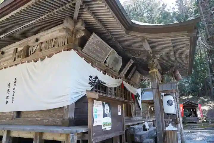 熱日高彦神社の本殿・本堂