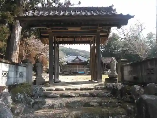 剣星寺の山門・神門