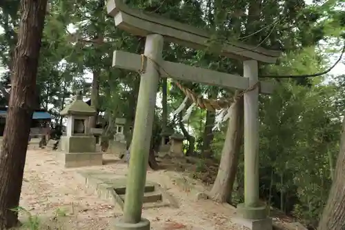 金屋神社の末社