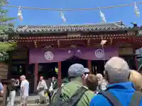 浅草神社の{uncategorized: "未分類", other: "その他", undefined: "問題あり", building: "その他建物", grave: "お墓", sacred_gate: "鳥居", guardian: "狛犬", statue: "像", buddha: "仏像", history: "歴史", nature: "自然", garden: "庭園", animal: "動物", pagoda: "塔", temizu: "手水舎", mountain_gate: "山門・神門", sanctuary: "本殿・本堂", subordinate: "末社・摂社", art: "芸術", scenery: "景色", jizo: "地蔵", ema: "絵馬", goshuin: "御朱印", omikuji: "おみくじ", items: "授与品その他", amulet: "お守り", goshuincho: "御朱印帳", eats: "食事", festival: "お祭り", votive_dance: "神楽", shichigosan: "七五三参", wedding: "結婚式", experience: "体験その他", initially: "初詣", around: "周辺", anti_infection: "感染症対策"}