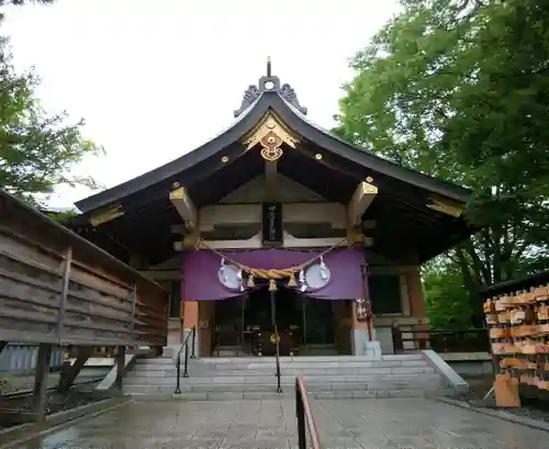彌彦神社　(伊夜日子神社)の本殿・本堂