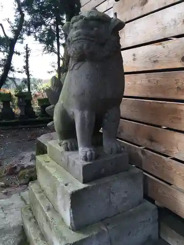 巣守神社の狛犬