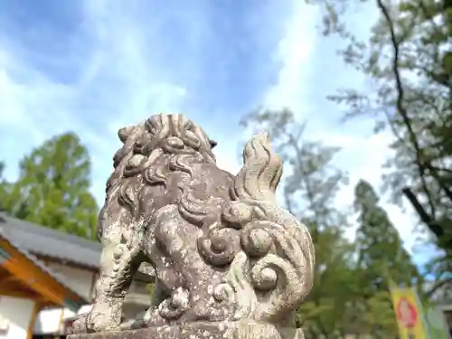 眞田神社の狛犬