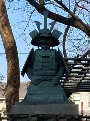 藤森神社の{uncategorized: "未分類", other: "その他", undefined: "問題あり", building: "その他建物", grave: "お墓", sacred_gate: "鳥居", guardian: "狛犬", statue: "像", buddha: "仏像", history: "歴史", nature: "自然", garden: "庭園", animal: "動物", pagoda: "塔", temizu: "手水舎", mountain_gate: "山門・神門", sanctuary: "本殿・本堂", subordinate: "末社・摂社", art: "芸術", scenery: "景色", jizo: "地蔵", ema: "絵馬", goshuin: "御朱印", omikuji: "おみくじ", items: "授与品その他", amulet: "お守り", goshuincho: "御朱印帳", eats: "食事", festival: "お祭り", votive_dance: "神楽", shichigosan: "七五三参", wedding: "結婚式", experience: "体験その他", initially: "初詣", around: "周辺", anti_infection: "感染症対策"}