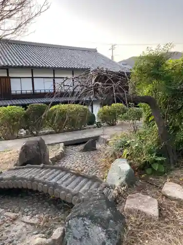 見性寺の庭園