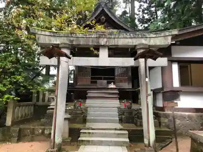 櫻山八幡宮の末社・摂社